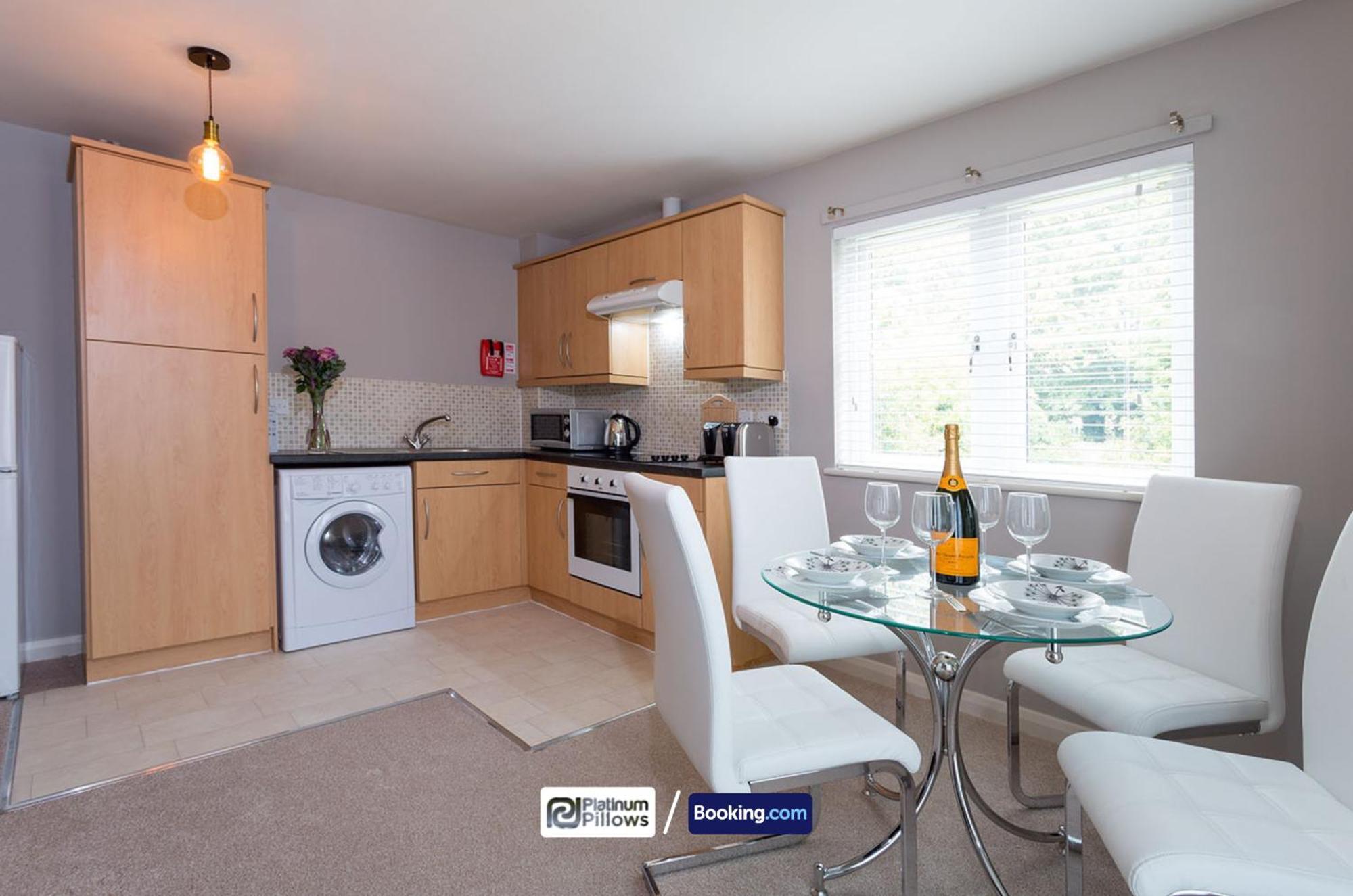 Modern Oxford 2 Bedroom Apartments, Families & Contractor Accommodation, Weekly & Monthly Stays Buitenkant foto