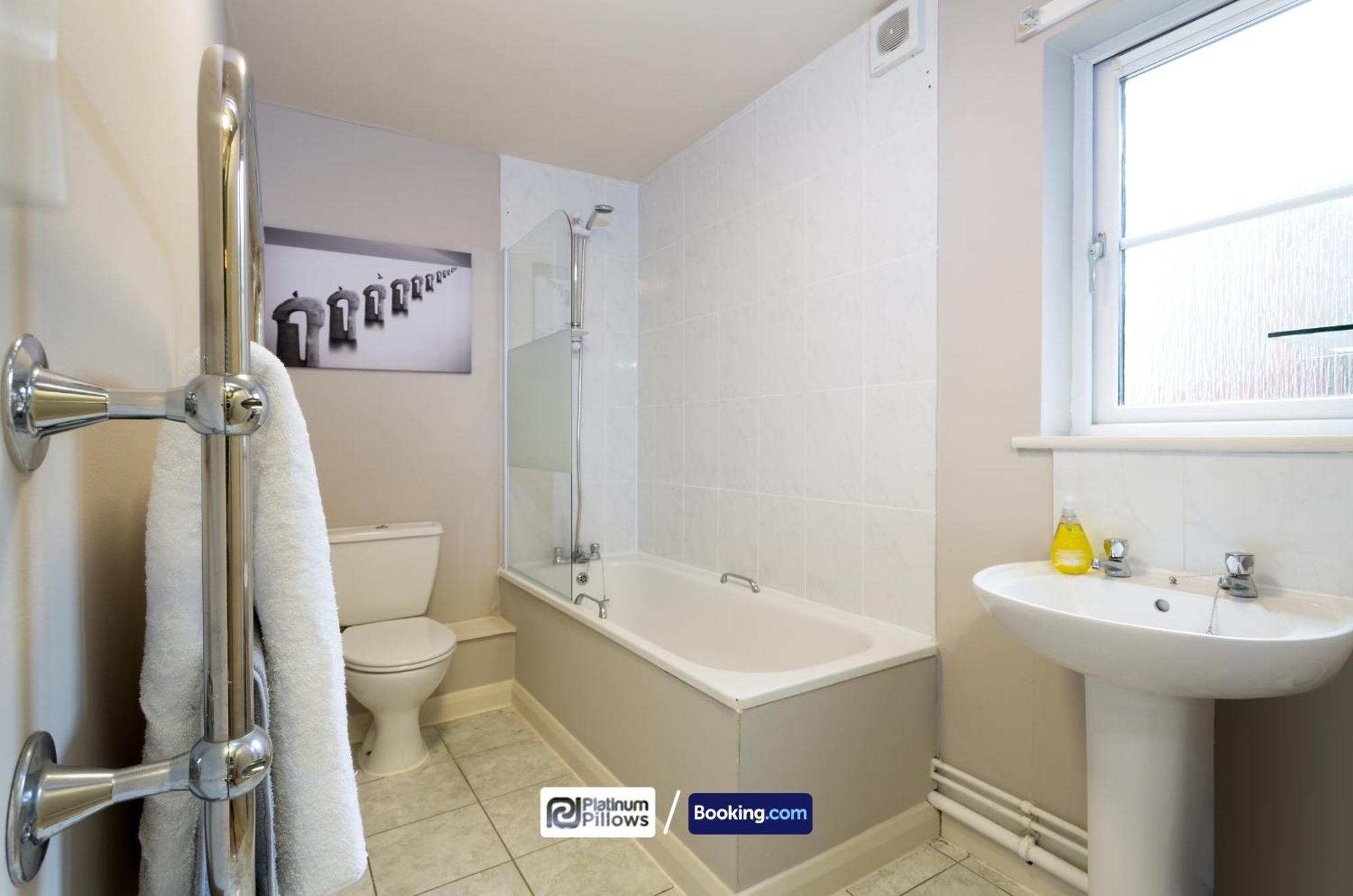 Modern Oxford 2 Bedroom Apartments, Families & Contractor Accommodation, Weekly & Monthly Stays Buitenkant foto